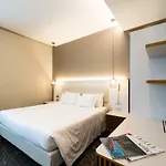 카스텔로 3* 밀라노