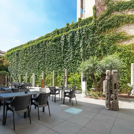 Castello Hotel Milan