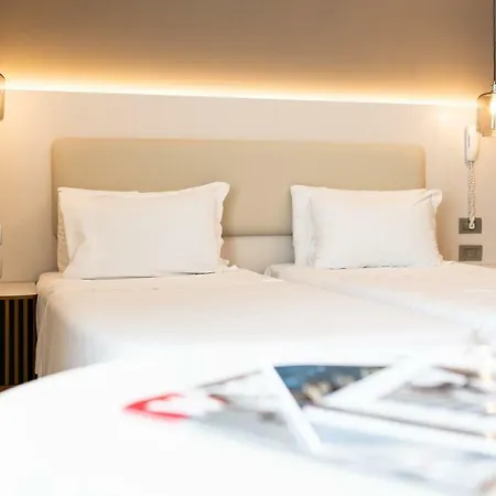 Castello 3* Milan