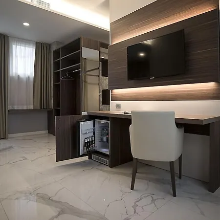 Castello 3* Milan