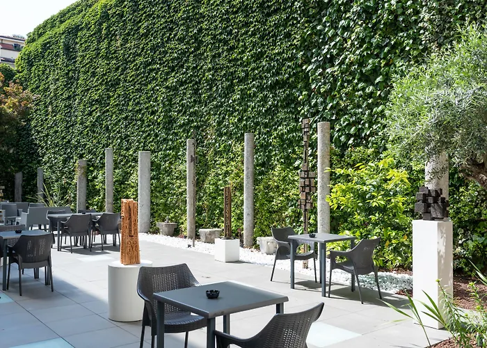 Castello 3* מילאנו